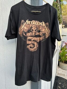 Metallica Band Tee